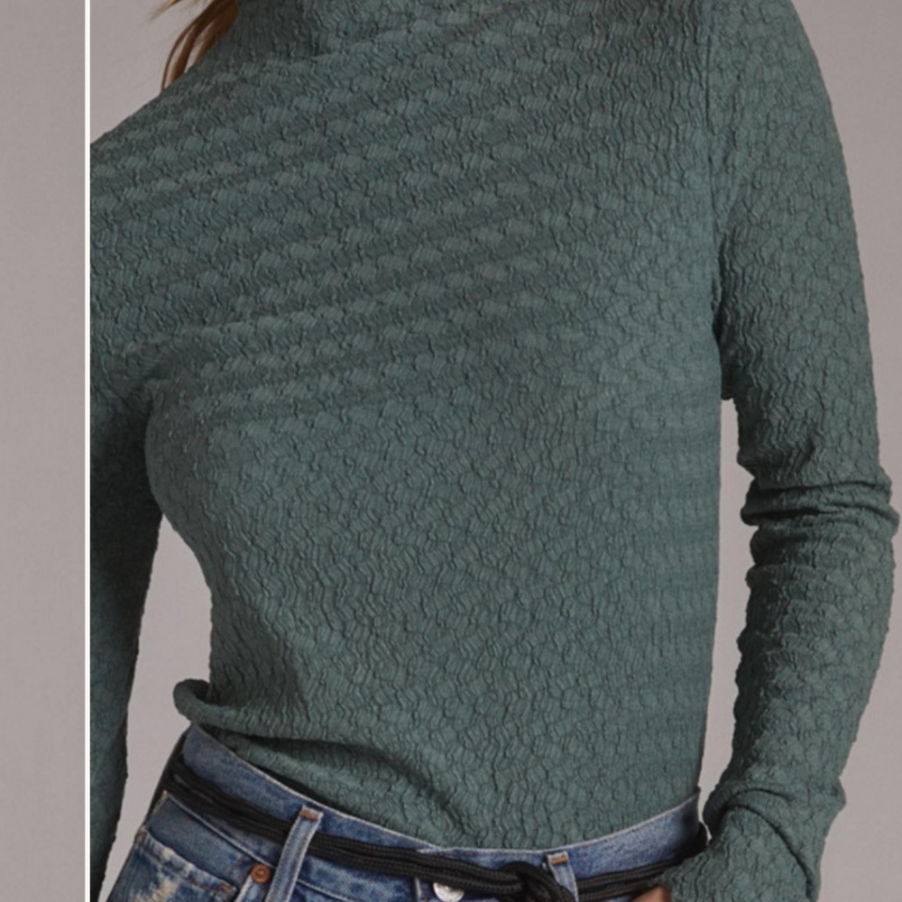 Anthropologie textured turtleneck top in S